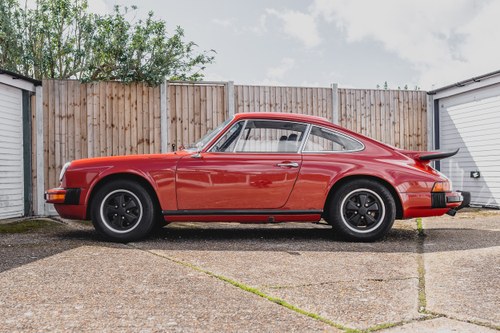 1974 Porsche 911 Coupé 2.7-litre (LHD) In vendita (immagine 9 di 150)