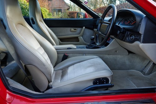 1986 Porsche 944 Te koop (foto 48 van 136)