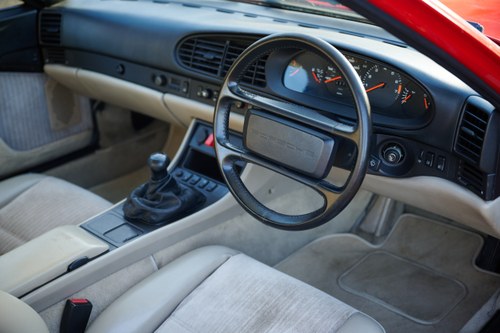 1986 Porsche 944 Te koop (foto 63 van 136)