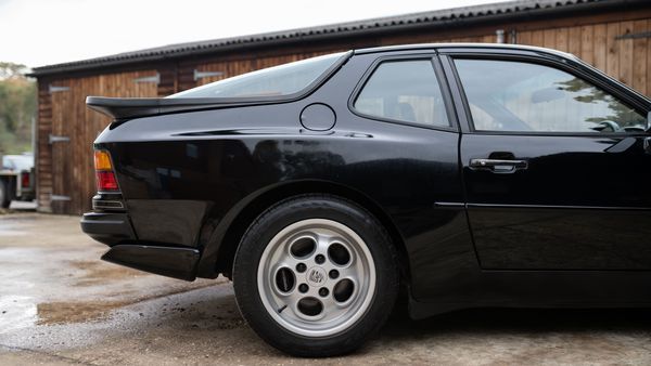1986 Porsche 944 Turbo For Sale (picture :index of 132)