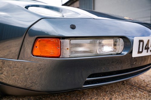 1987 Porsche 928 S4 RHD à venda (imagem 111 de 210)