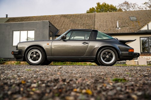 1989 Porsche 911 Carrera 3.2 Targa Sport à vendre (picture 9 of 243)
