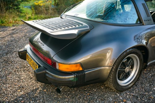 1989 Porsche 911 Carrera 3.2 Targa Sport à vendre (picture 153 of 243)