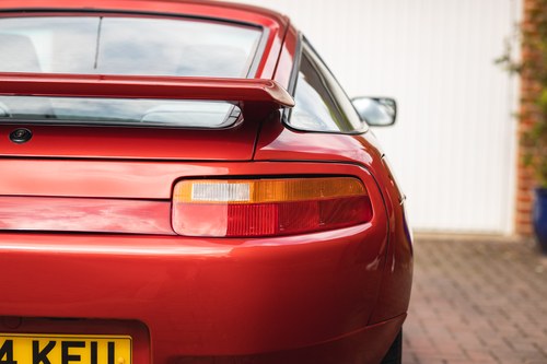 NO RESERVE - 1991 Porsche 928 S4 à vendre (picture 90 of 134)