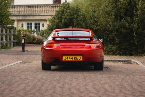 NO RESERVE - 1991 Porsche 928 S4 à vendre (picture 17 of 134)