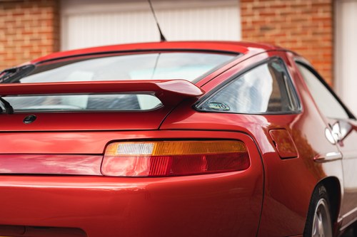 NO RESERVE - 1991 Porsche 928 S4 à vendre (picture 63 of 134)