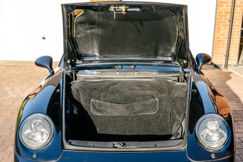1995 Porsche 911 Carrera Cabriolet 993 till salu (bild 195 av 260)