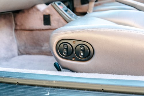 1995 Porsche 911 Carrera Cabriolet 993 till salu (bild 69 av 260)