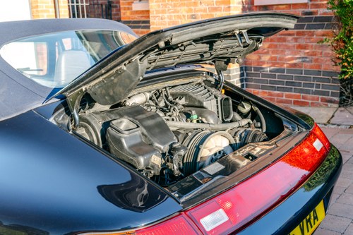 1995 Porsche 911 Carrera Cabriolet 993 till salu (bild 220 av 260)
