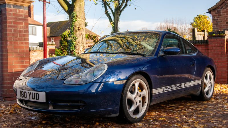 2001 Porsche 911 C2 Coupe Manual (996) For Sale (picture 1 of 161)