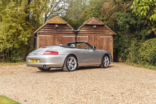 2002 Porsche 911 (996) Carrera 2 Cabriolet à venda (imagem 7 de 246)