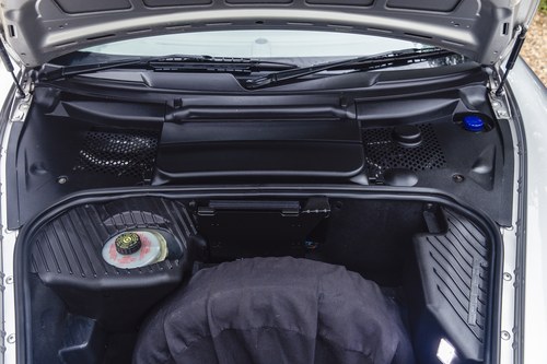 2002 Porsche 911 (996) Carrera 2 Cabriolet à venda (imagem 101 de 246)