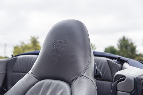 2002 Porsche 911 (996) Carrera 2 Cabriolet à venda (imagem 76 de 246)