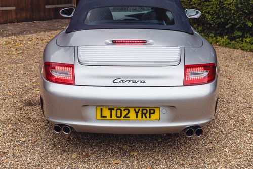 2002 Porsche 911 (996) Carrera 2 Cabriolet à venda (imagem 149 de 246)
