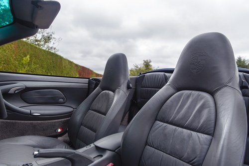 2002 Porsche 911 (996) Carrera 2 Cabriolet à venda (imagem 46 de 246)
