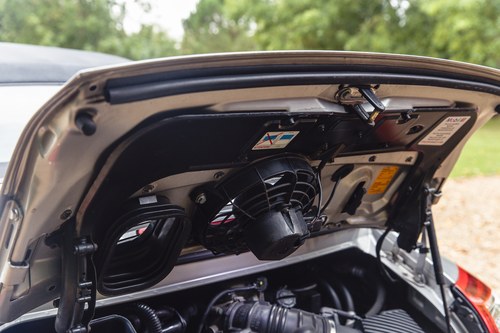 2002 Porsche 911 (996) Carrera 2 Cabriolet à venda (imagem 217 de 246)