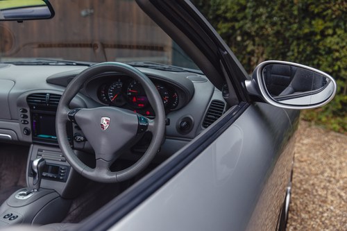 2002 Porsche 911 (996) Carrera 2 Cabriolet à venda (imagem 69 de 246)