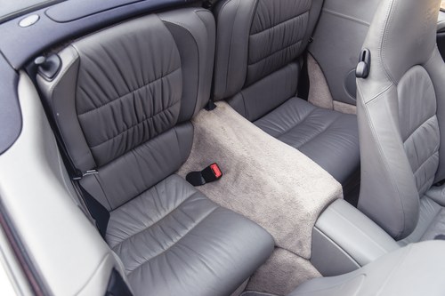 2002 Porsche 911 (996) Carrera 2 Cabriolet à venda (imagem 71 de 246)