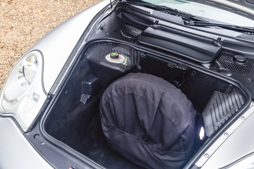 2002 Porsche 911 (996) Carrera 2 Cabriolet à venda (imagem 98 de 246)