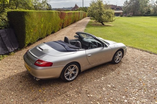 2002 Porsche 911 (996) Carrera 2 Cabriolet à venda (imagem 6 de 246)