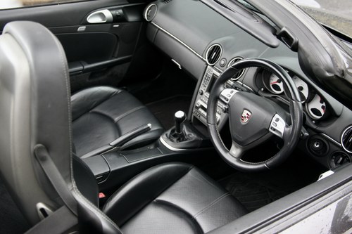 2007 Porsche Boxster S (987) zum Verkauf (Bild 51 von 176)