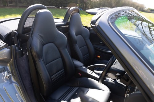 NO RESERVE - 2003 Porsche Boxster S à vendre (picture 43 of 195)