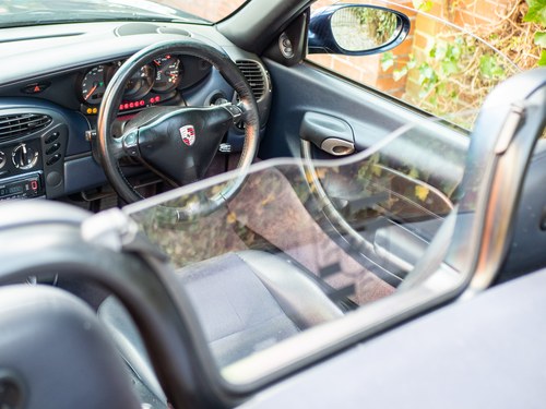 2001 Porsche Boxster Tiptronic à venda (imagem 41 de 134)