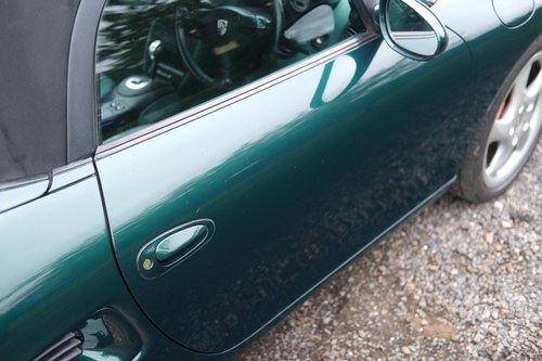 2001 Porsche Boxster S zum Verkauf (Bild 101 von 217)