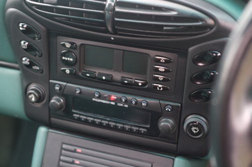 2001 Porsche Boxster S zum Verkauf (Bild 32 von 217)