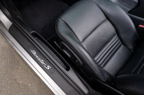 Porsche Boxster S zum Verkauf (Bild 40 von 155)