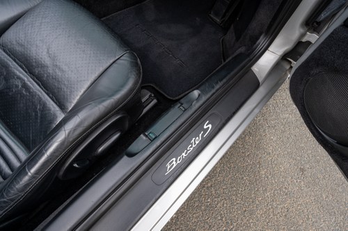 Porsche Boxster S zum Verkauf (Bild 46 von 155)