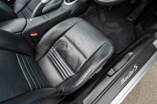 Porsche Boxster S zum Verkauf (Bild 33 von 155)