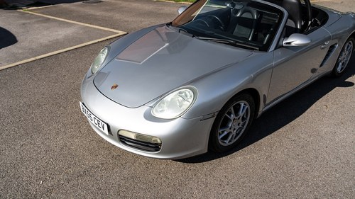 2005 Porsche Boxster Te koop (foto 89 van 98)