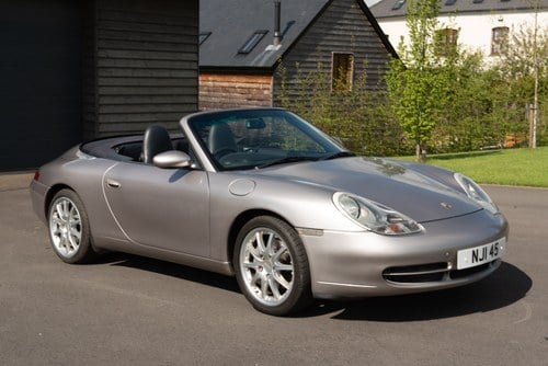 2001 Porsche 911 (996) Carrera 4 Cabriolet In vendita (immagine 1 di 108)