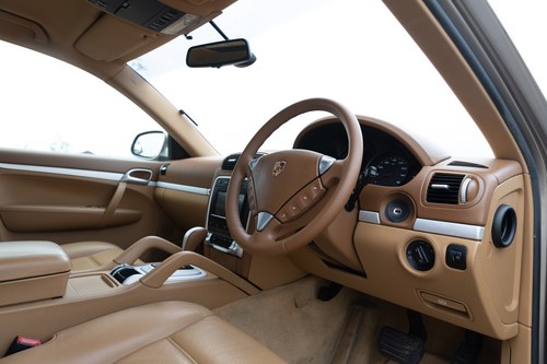 NO RESERVE - 2006 Porsche Cayenne 3.2 V6 à vendre (picture 89 of 170)