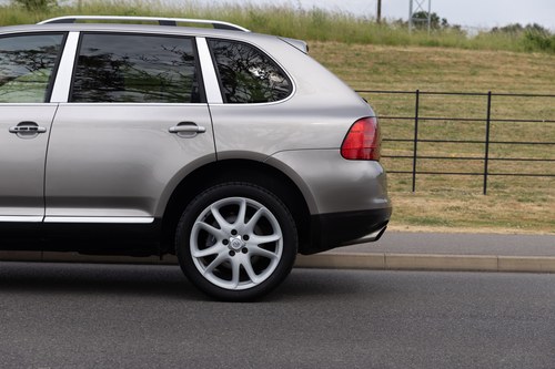 NO RESERVE - 2006 Porsche Cayenne 3.2 V6 à vendre (picture 120 of 170)