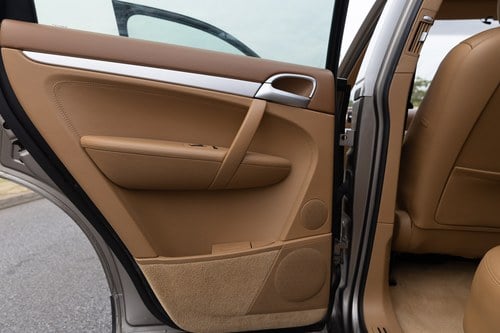 NO RESERVE - 2006 Porsche Cayenne 3.2 V6 à vendre (picture 32 of 170)