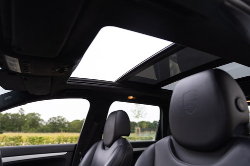 2006 Porsche Cayenne Turbo S In vendita (immagine 70 di 225)