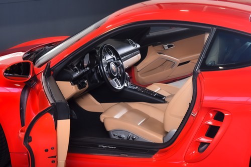 2018 Porsche Cayman 718 Coupe LHD For Sale (picture 31 of 94)