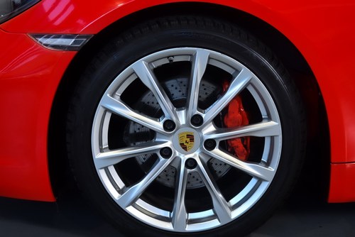 2018 Porsche Cayman 718 Coupe LHD For Sale (picture 78 of 94)