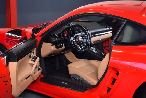 2018 Porsche Cayman 718 Coupe LHD For Sale (picture 30 of 94)