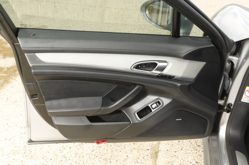 2013 Porsche Panamera GTS zum Verkauf (Bild 59 von 224)