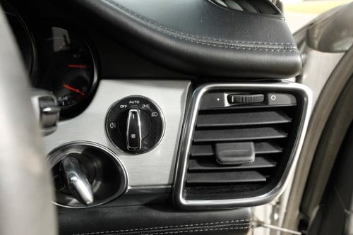 2013 Porsche Panamera GTS zum Verkauf (Bild 31 von 224)