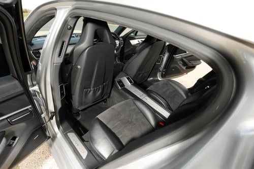 2013 Porsche Panamera GTS zum Verkauf (Bild 110 von 224)