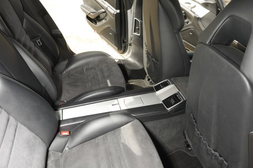 2013 Porsche Panamera GTS zum Verkauf (Bild 117 von 224)