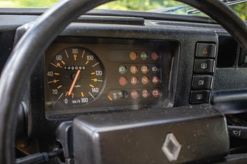 1991 Renault 4 GTL Te koop (foto 35 van 178)