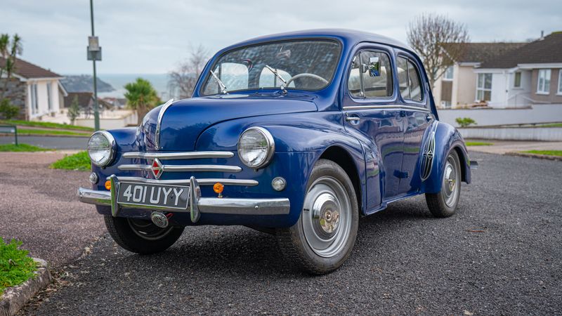 1958 Renault 4CV Luxe Model (LHD) For Sale (picture 1 of 199)