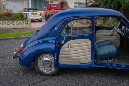 1958 Renault 4CV Luxe Model (LHD) In vendita (immagine 115 di 199)