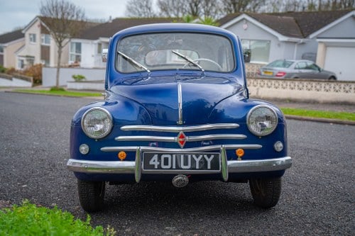1958 Renault 4CV Luxe Model (LHD) In vendita (immagine 63 di 199)