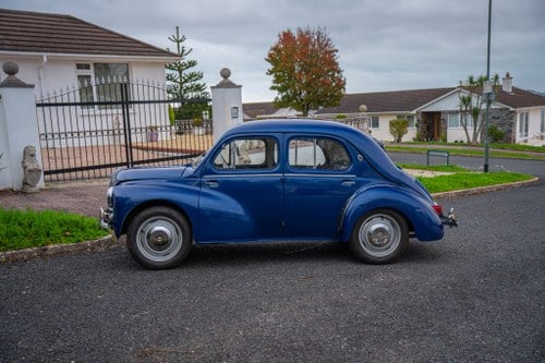 1958 Renault 4CV Luxe Model (LHD) In vendita (immagine 3 di 199)
